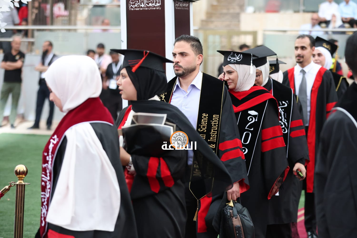 Madar Al-Saa Images 0.7643737586943219