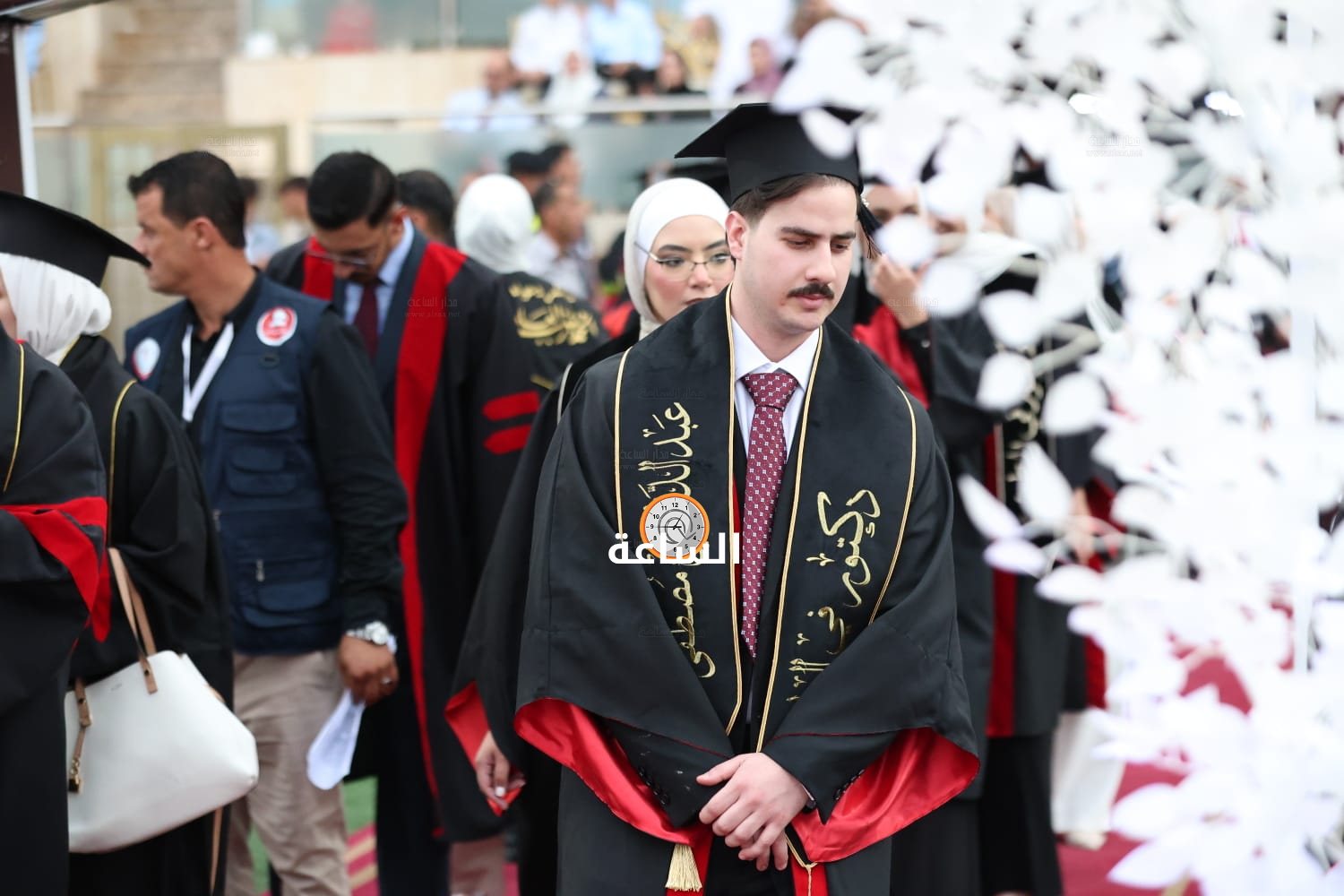 Madar Al-Saa Images 0.3154714855072458