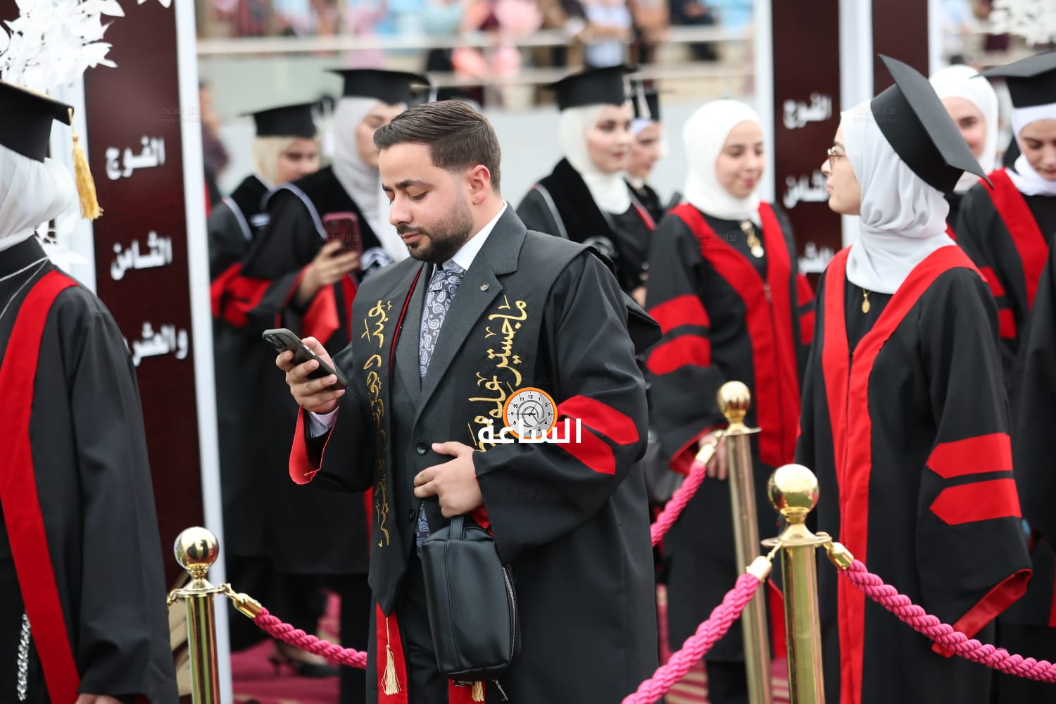 Madar Al-Saa Images 0.6898444912532387