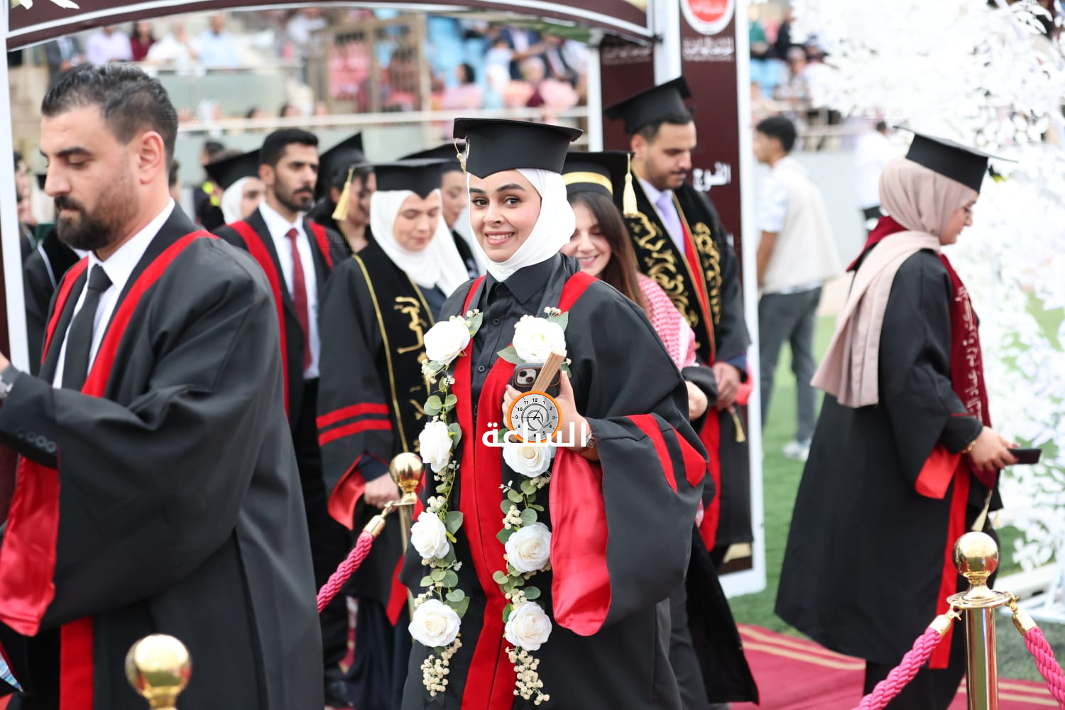 Madar Al-Saa Images 0.695152389551549