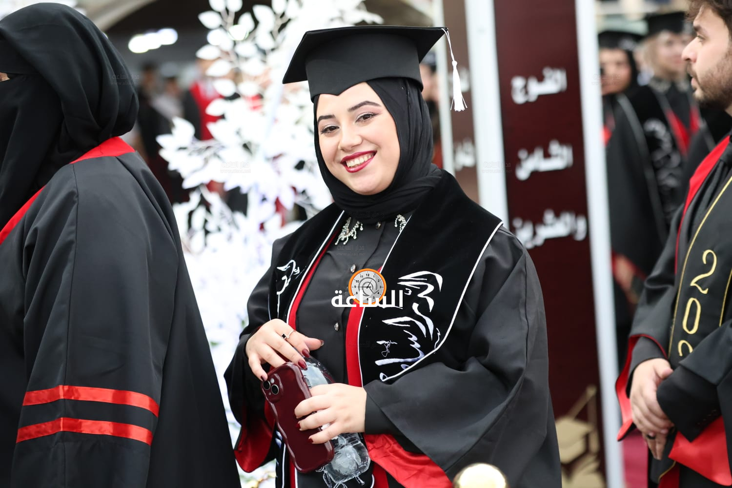 Madar Al-Saa Images 0.5506936614605684