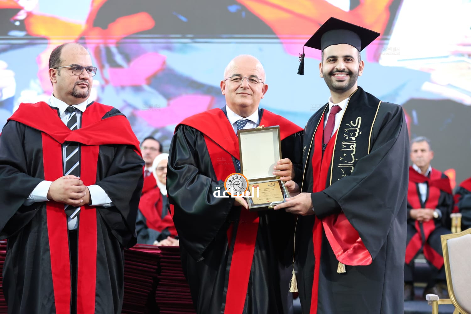 Madar Al-Saa Images 0.45859877576828