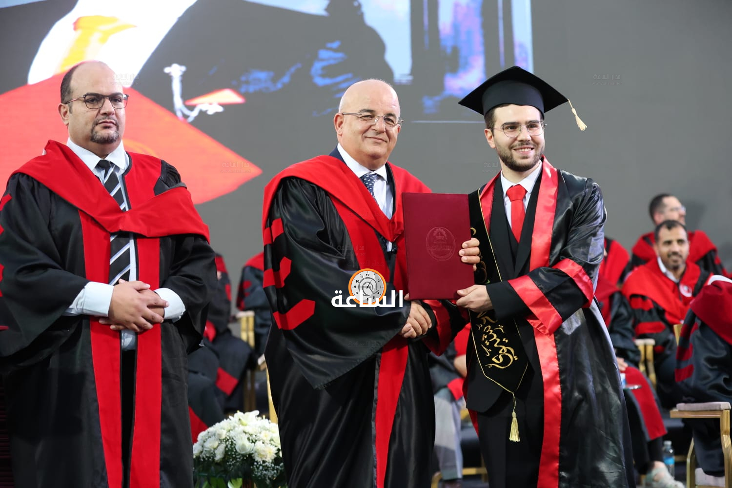 Madar Al-Saa Images 0.6991604519433986
