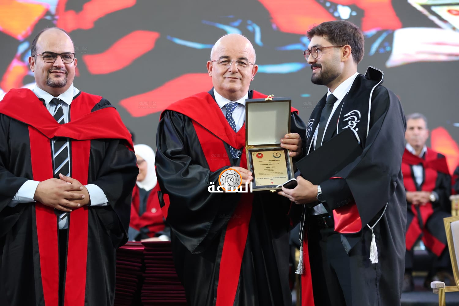 Madar Al-Saa Images 0.3168099126106787