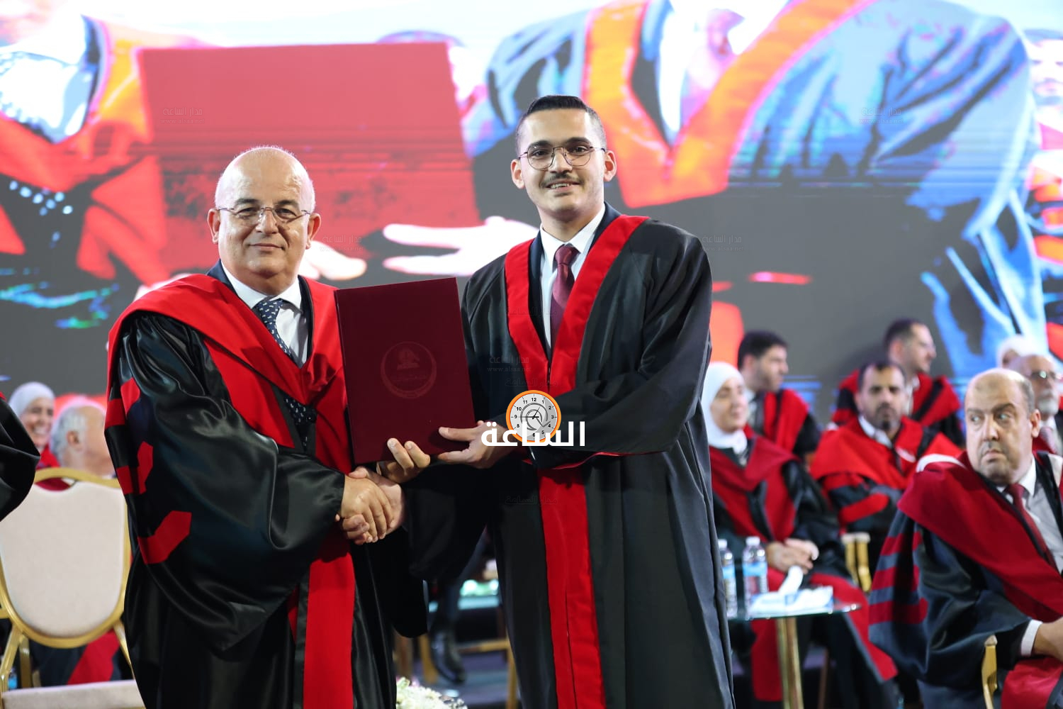 Madar Al-Saa Images 0.32827180038648807