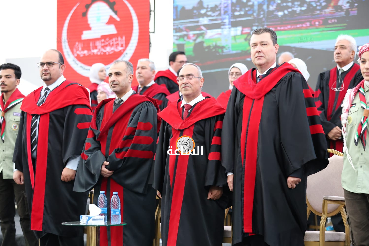 Madar Al-Saa Images 0.5586621409231541