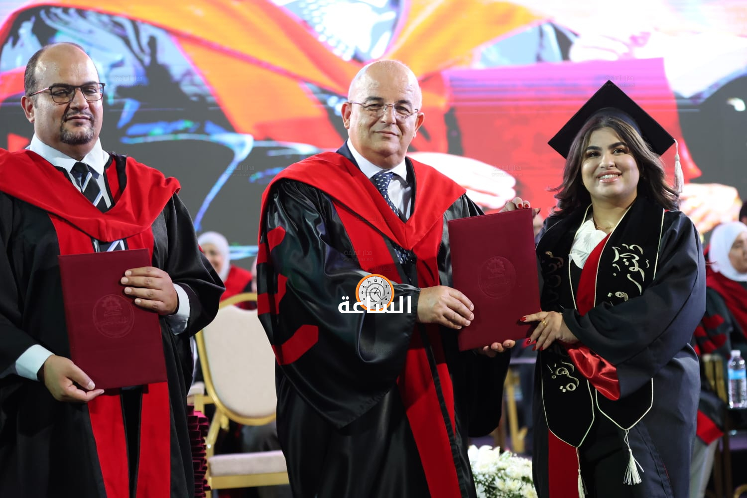 Madar Al-Saa Images 0.7294238911264966