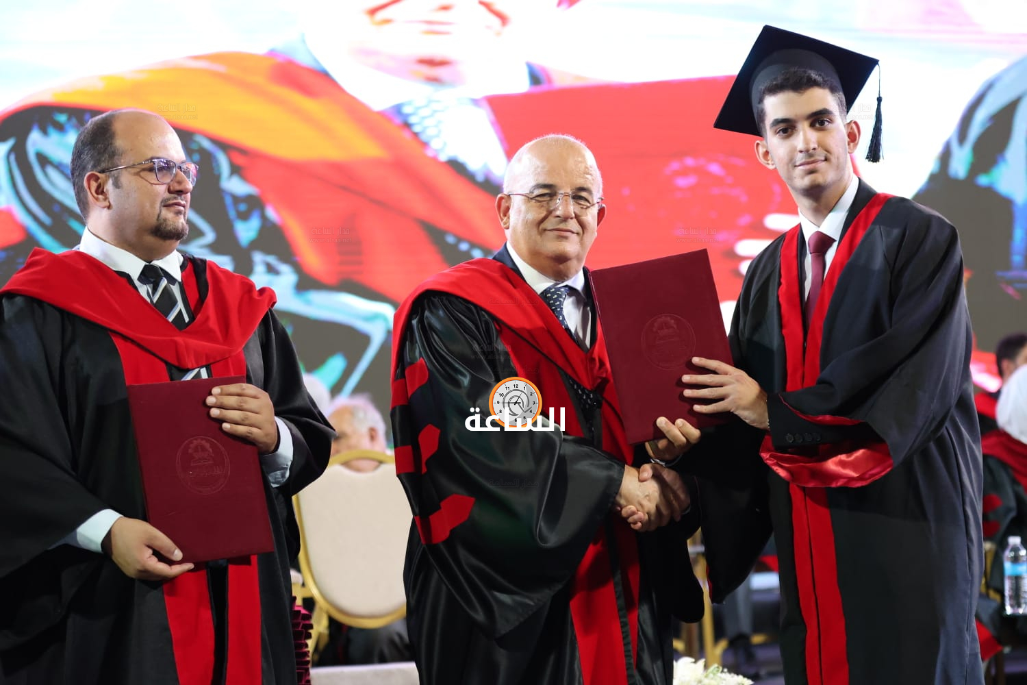 Madar Al-Saa Images 0.34260626252943227