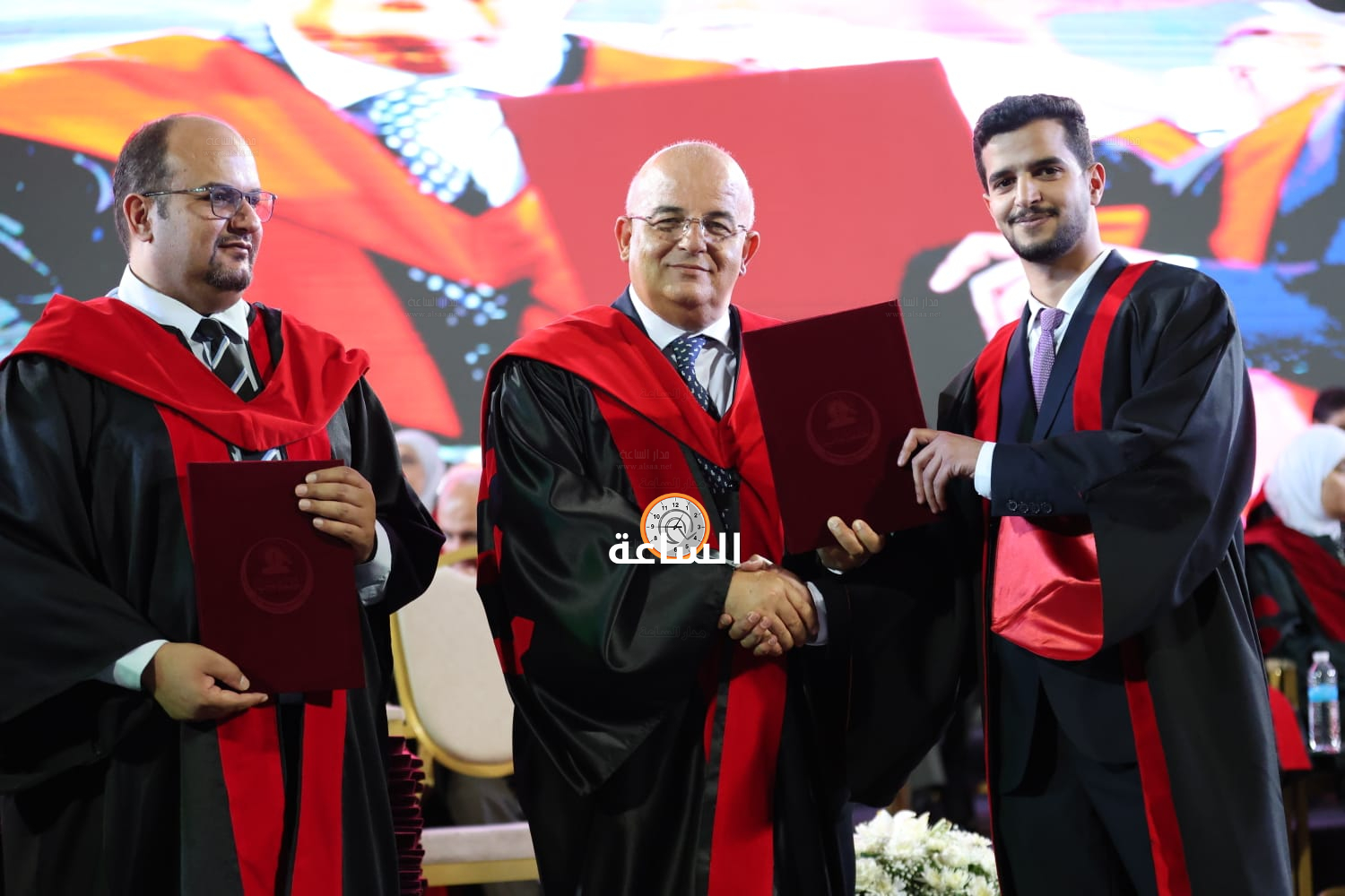 Madar Al-Saa Images 0.5115689833607843