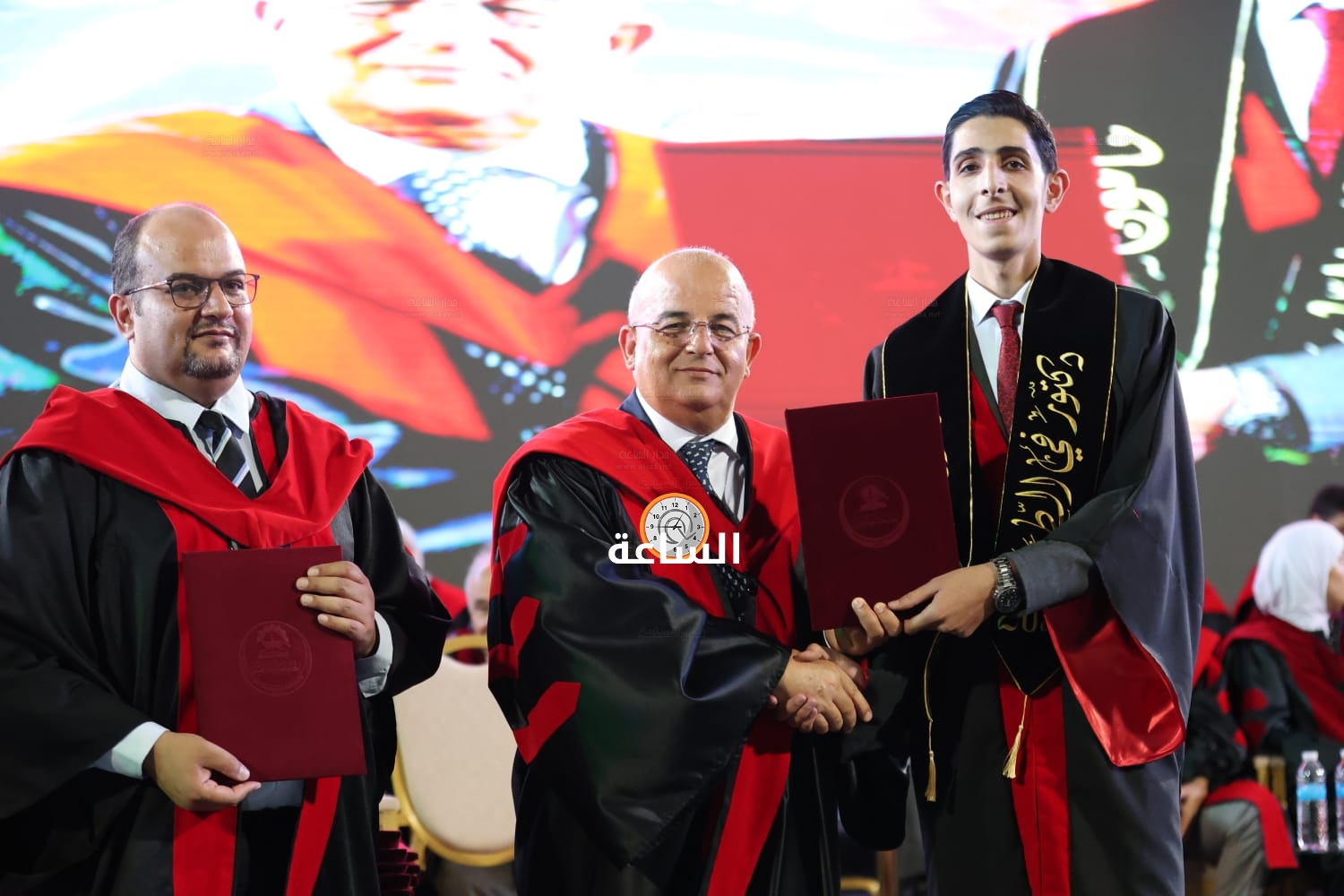 Madar Al-Saa Images 0.9246380207394299