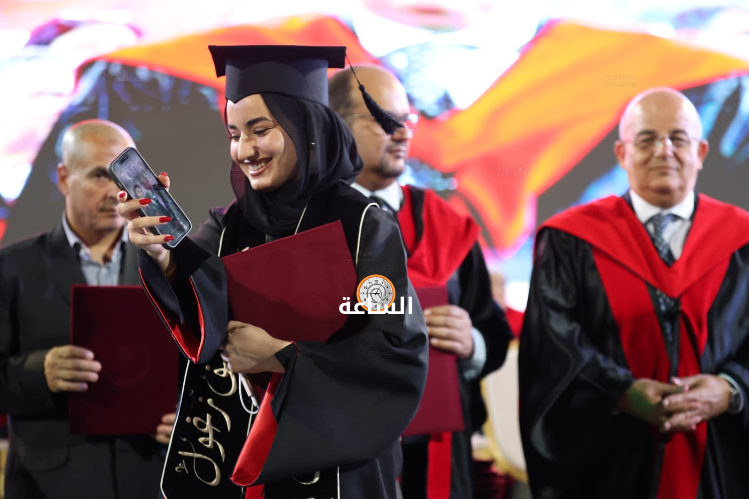 Madar Al-Saa Images 0.8734582502775889