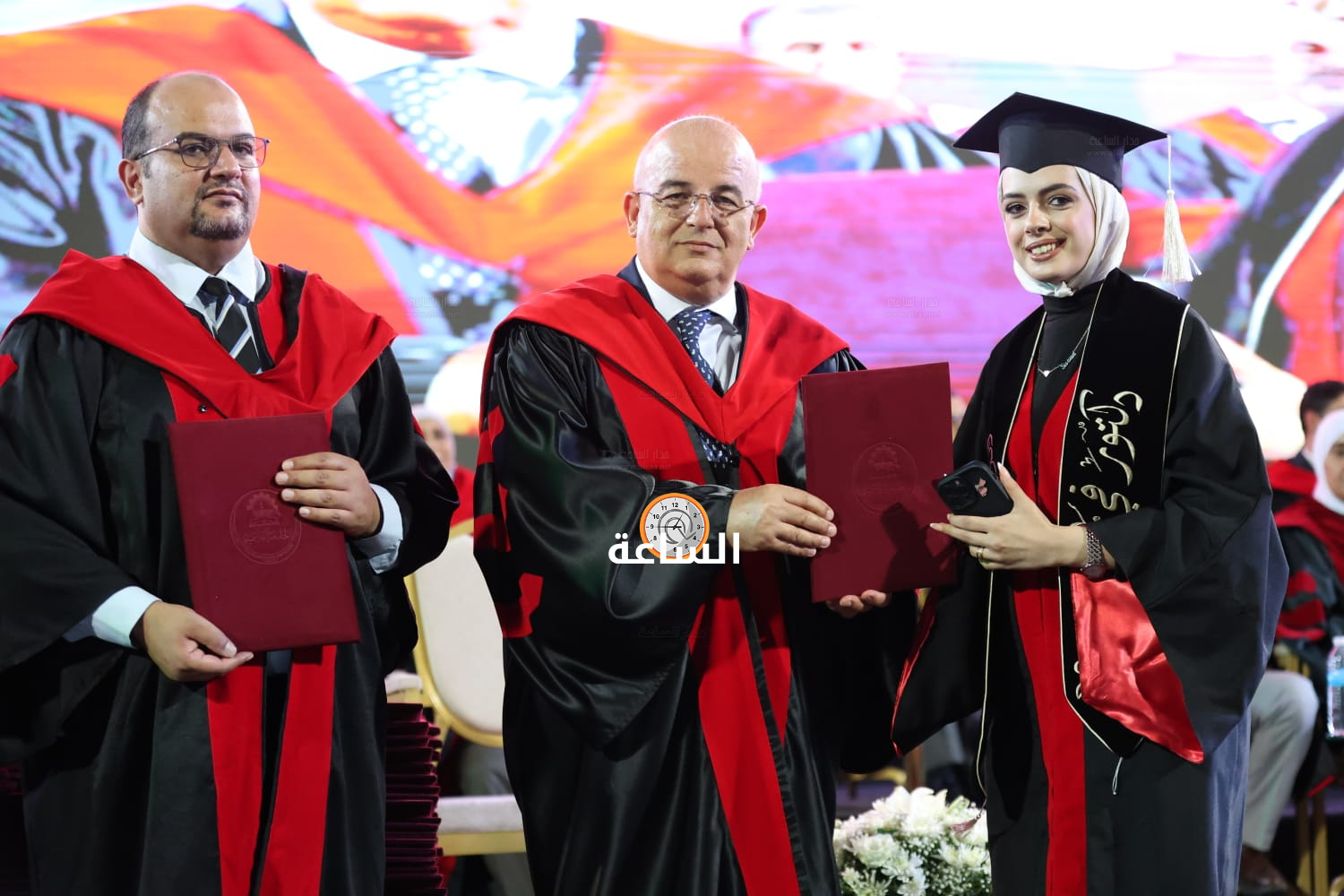 Madar Al-Saa Images 0.10383316658419472