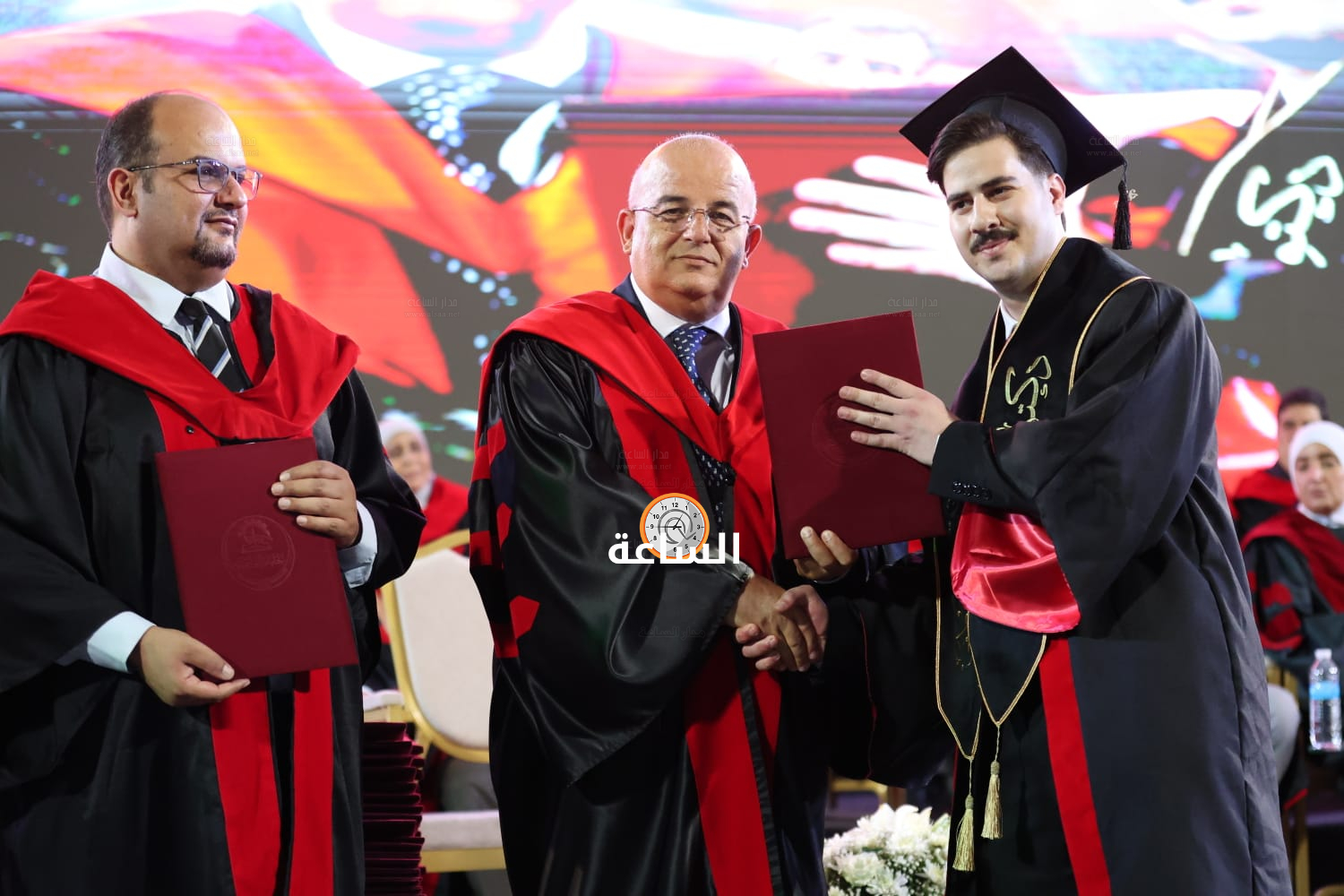 Madar Al-Saa Images 0.721068769568626