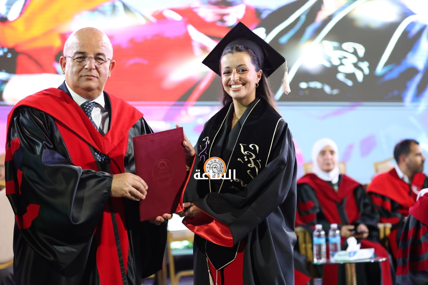 Madar Al-Saa Images 0.044932168592131894