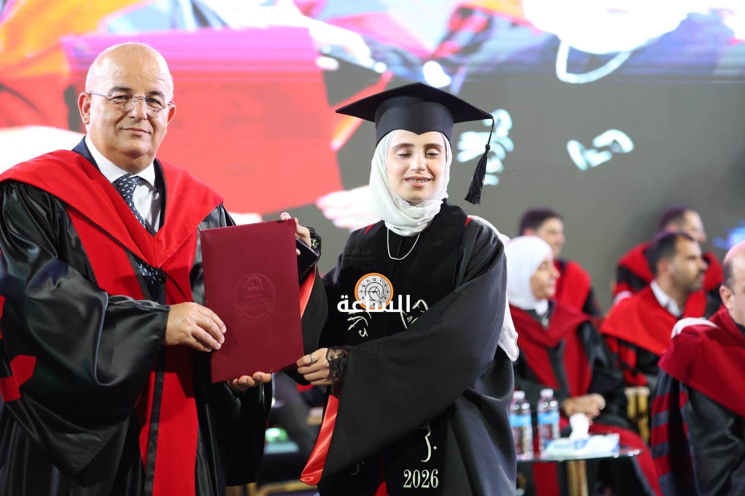 Madar Al-Saa Images 0.9858615146868137