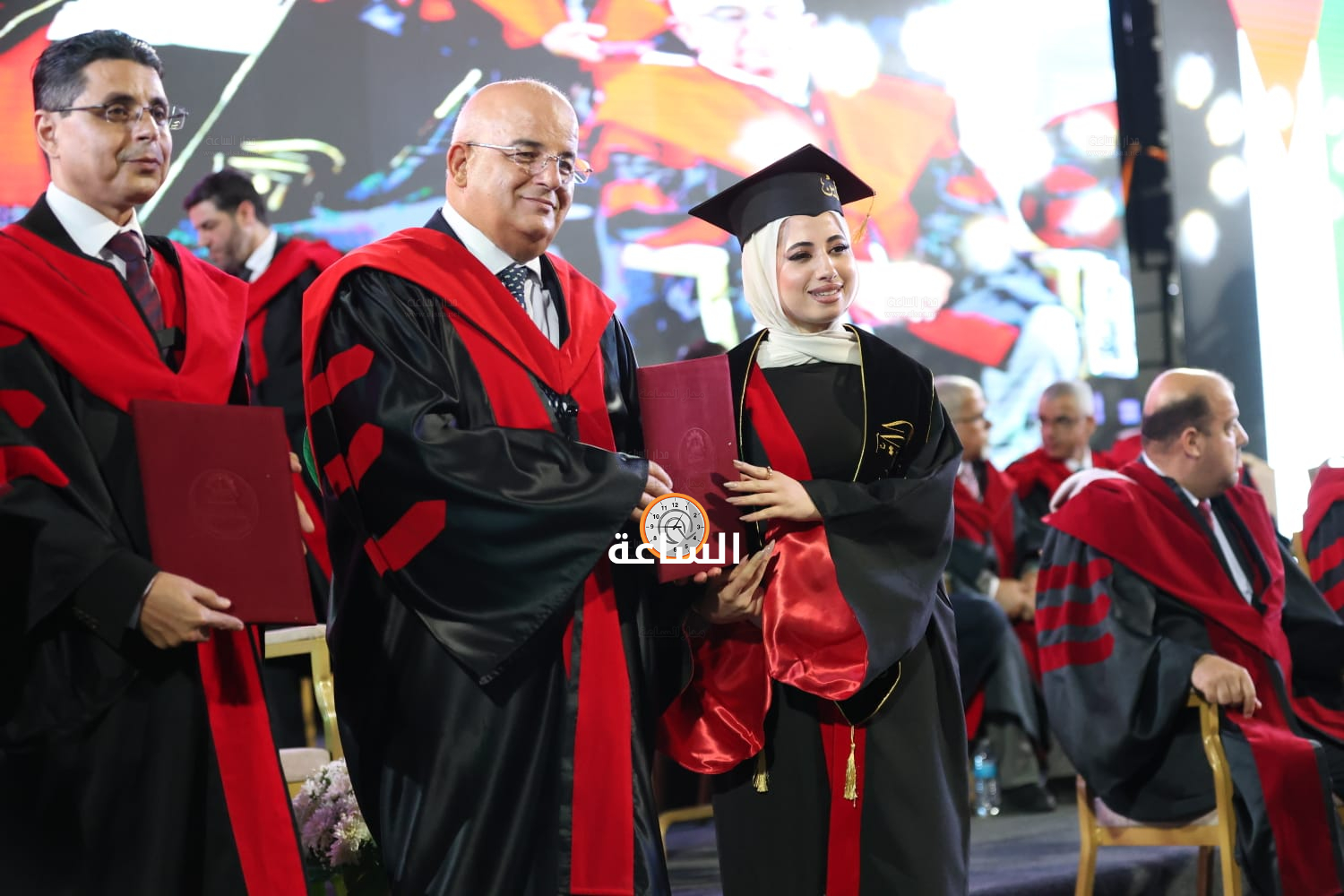 Madar Al-Saa Images 0.02567107638994459