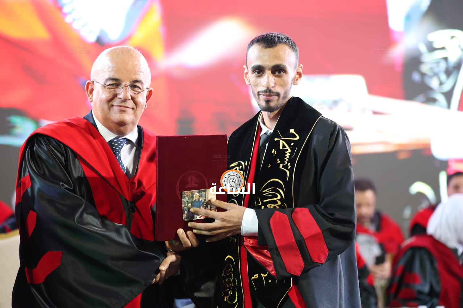 Madar Al-Saa Images 0.5944396462229702