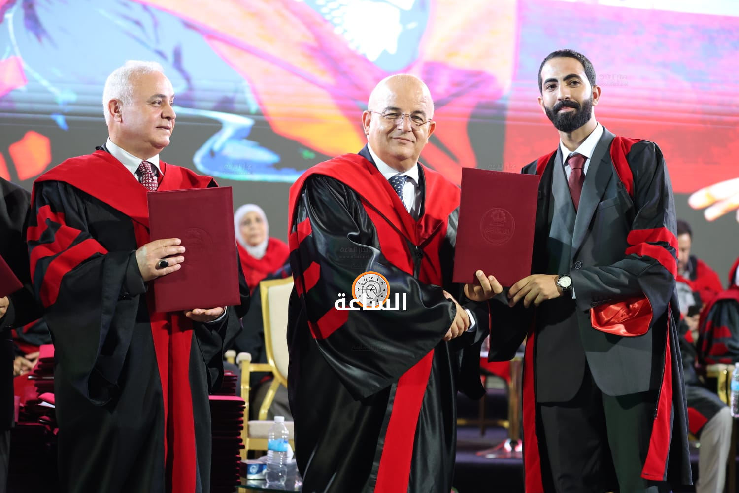 Madar Al-Saa Images 0.4686908723786082