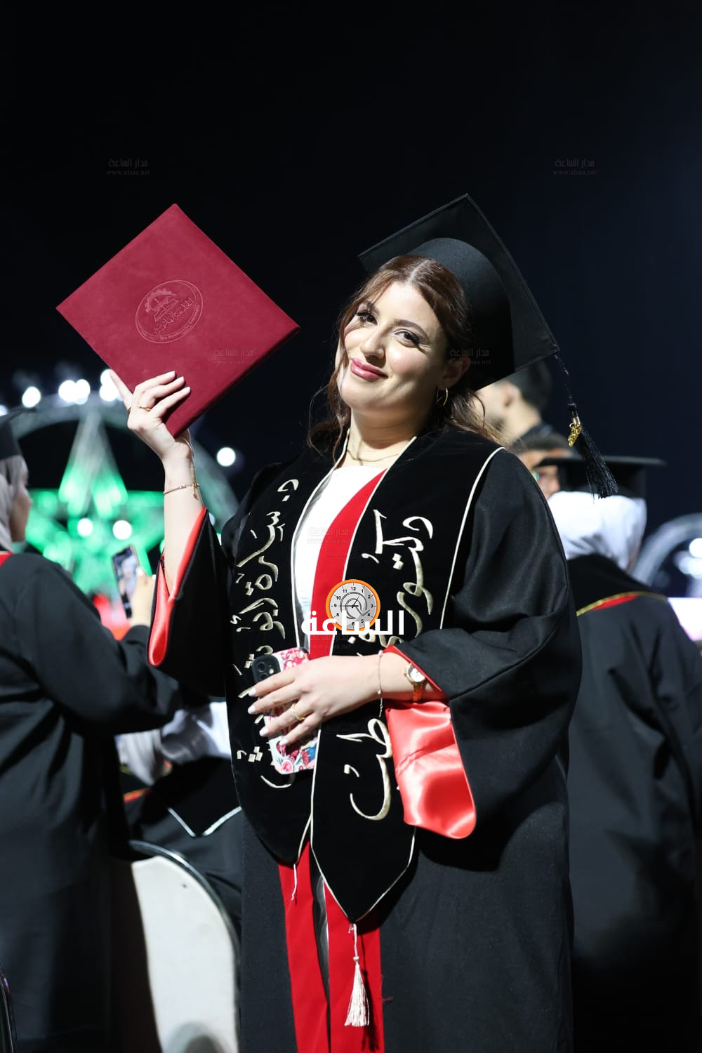 Madar Al-Saa Images 0.8401111550616597