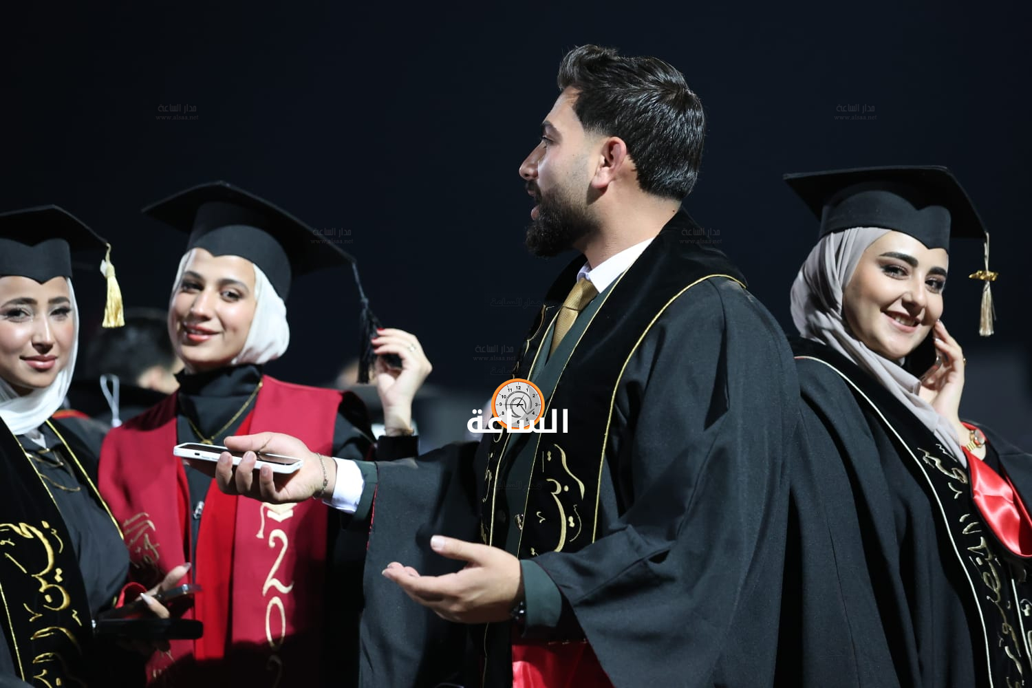 Madar Al-Saa Images 0.9615648019736917
