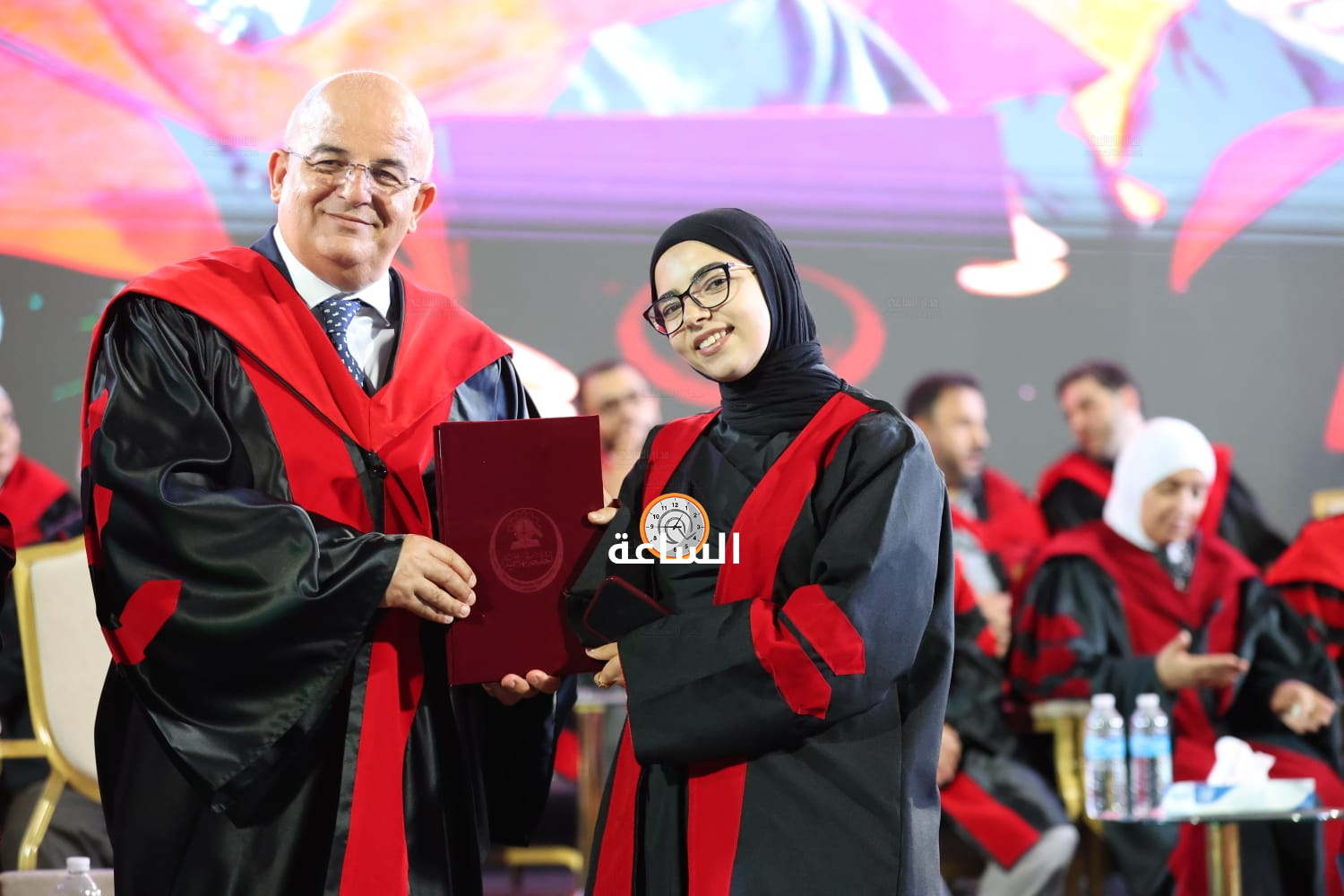 Madar Al-Saa Images 0.7796678177903544