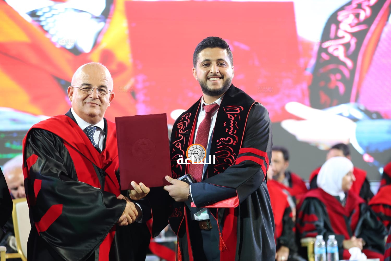 Madar Al-Saa Images 0.14366606271272786
