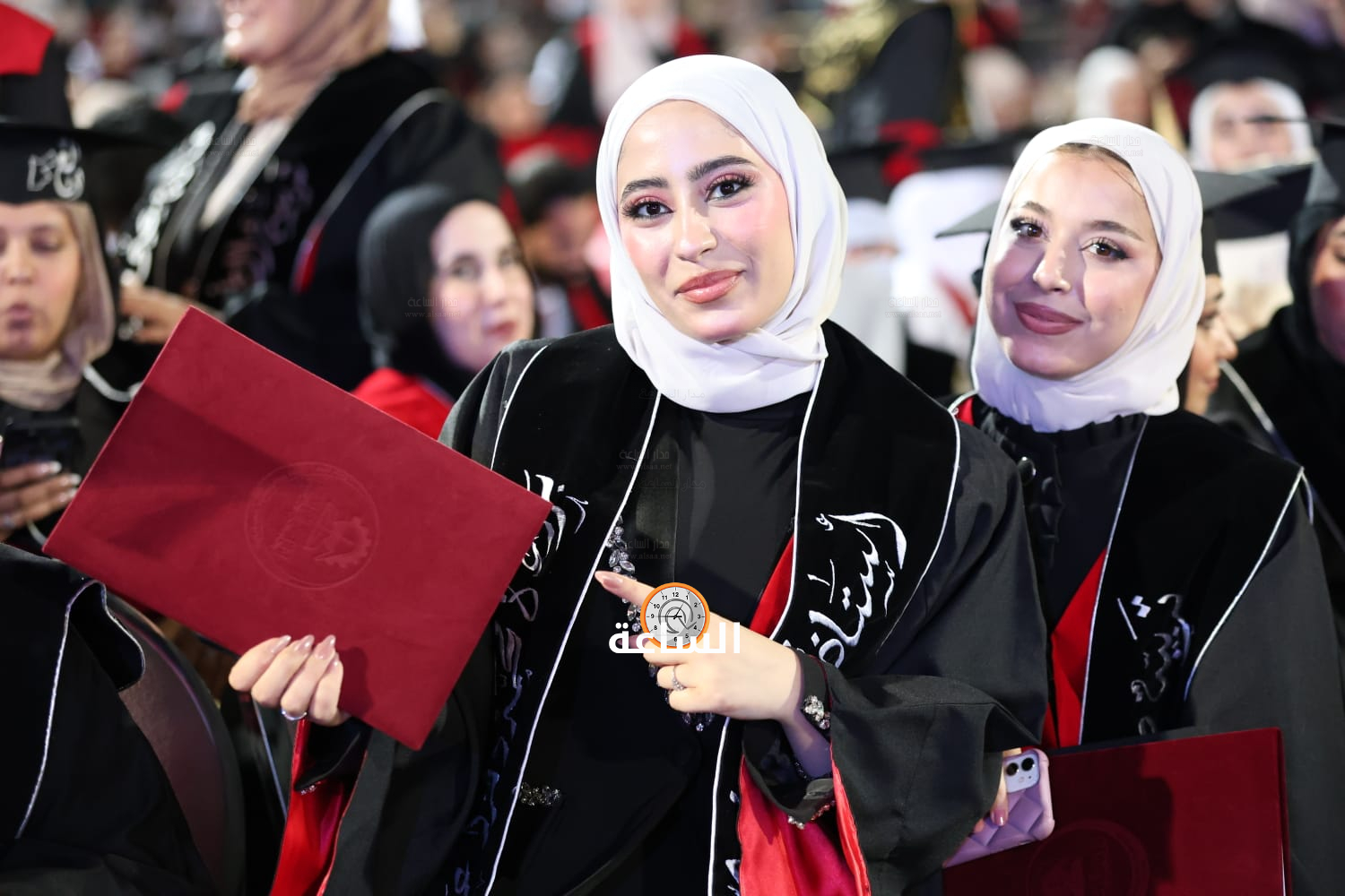 Madar Al-Saa Images 0.4220842576097771