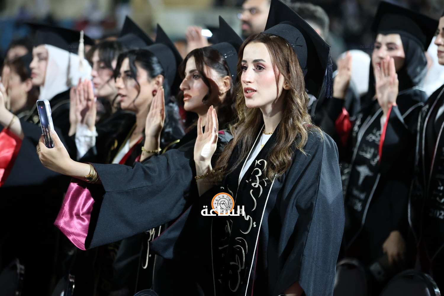 Madar Al-Saa Images 0.5006921772926749