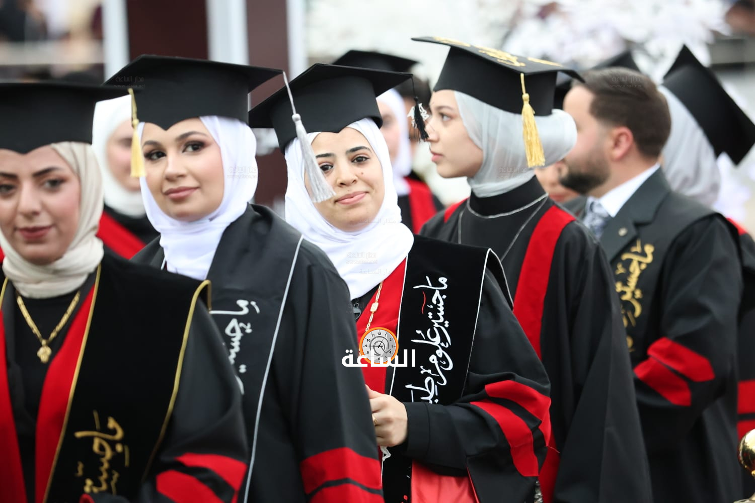 Madar Al-Saa Images 0.38710687510315445