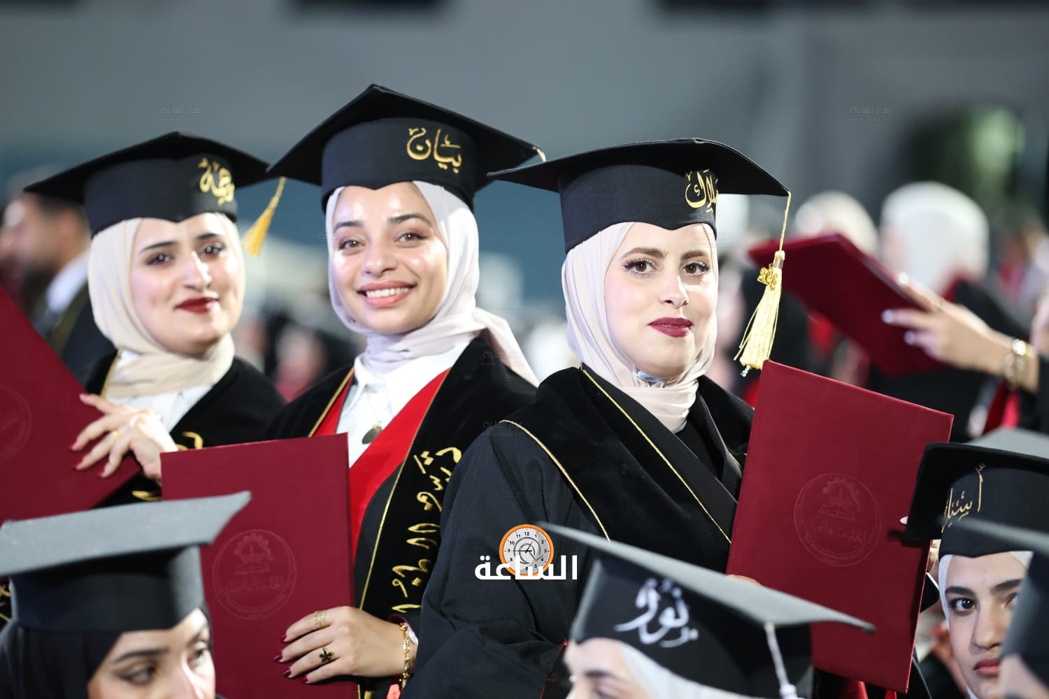 Madar Al-Saa Images 0.34275651530346285