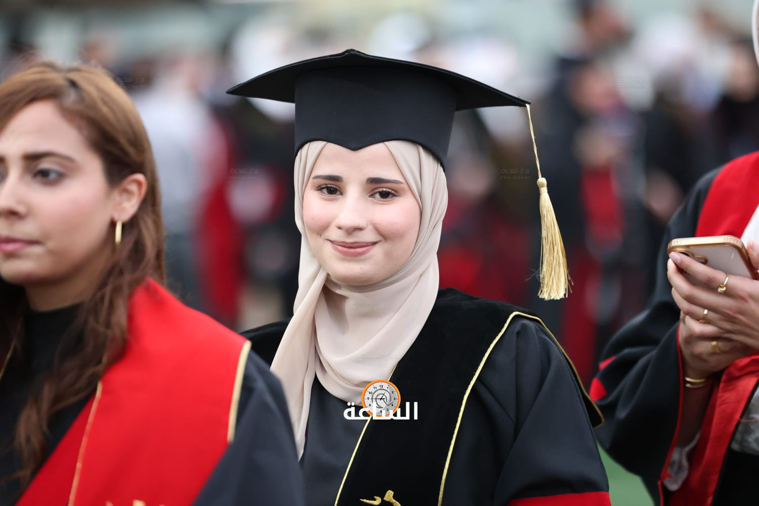 Madar Al-Saa Images 0.32994940836433095
