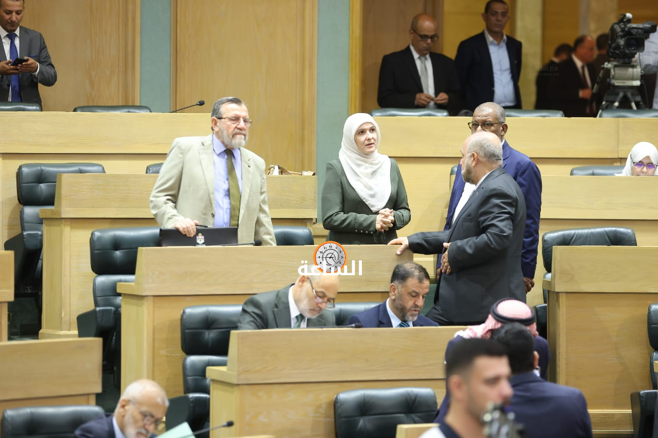 Madar Al-Saa Images 0.6846407514182923