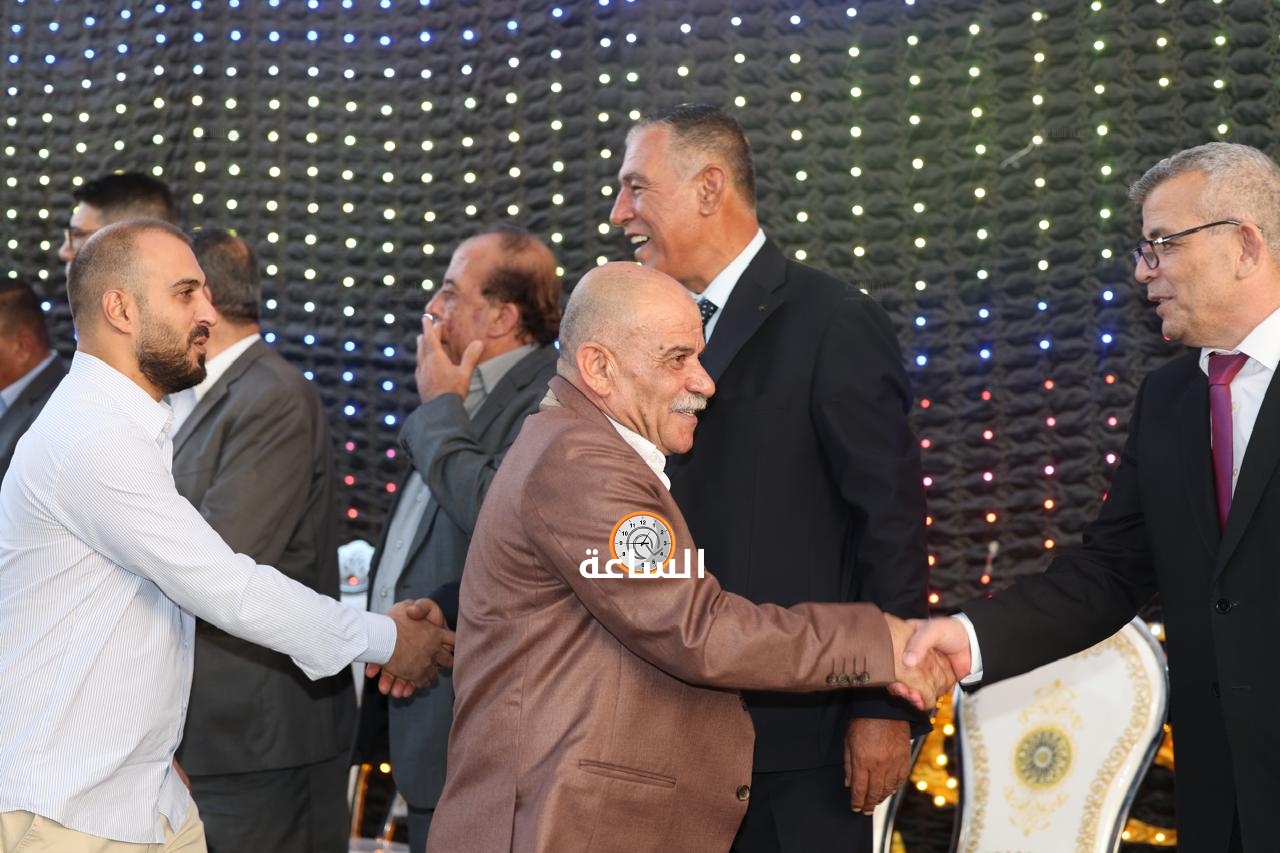 Madar Al-Saa Images 0.9483483897437622