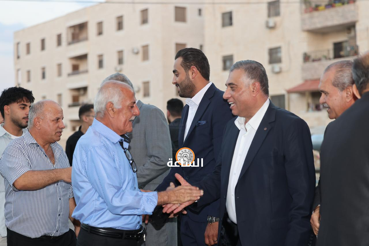 Madar Al-Saa Images 0.4612368053005065