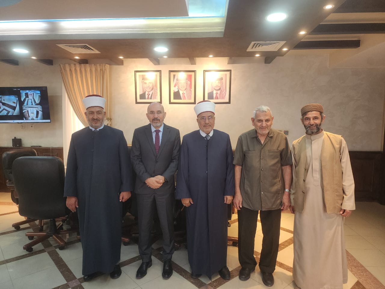 Madar Al-Saa Images 0.10773131501226818