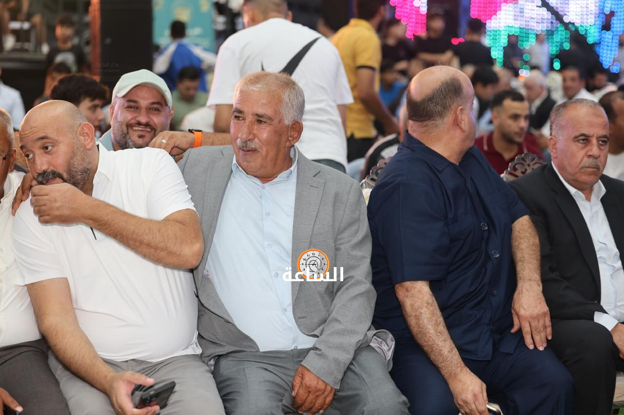 Madar Al-Saa Images 0.4651170616423804
