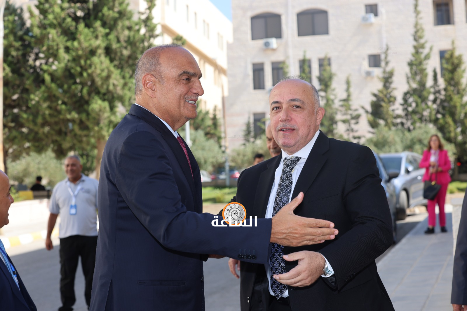Madar Al-Saa Images 0.43622584435286416