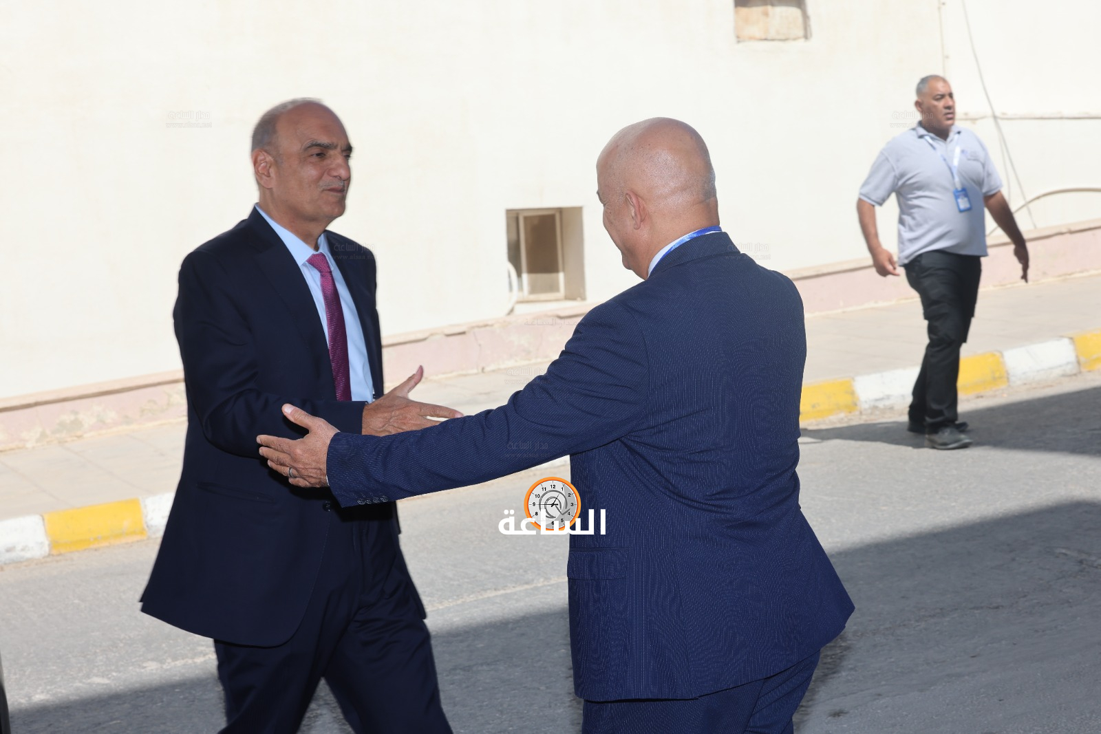 Madar Al-Saa Images 0.12644512951930864
