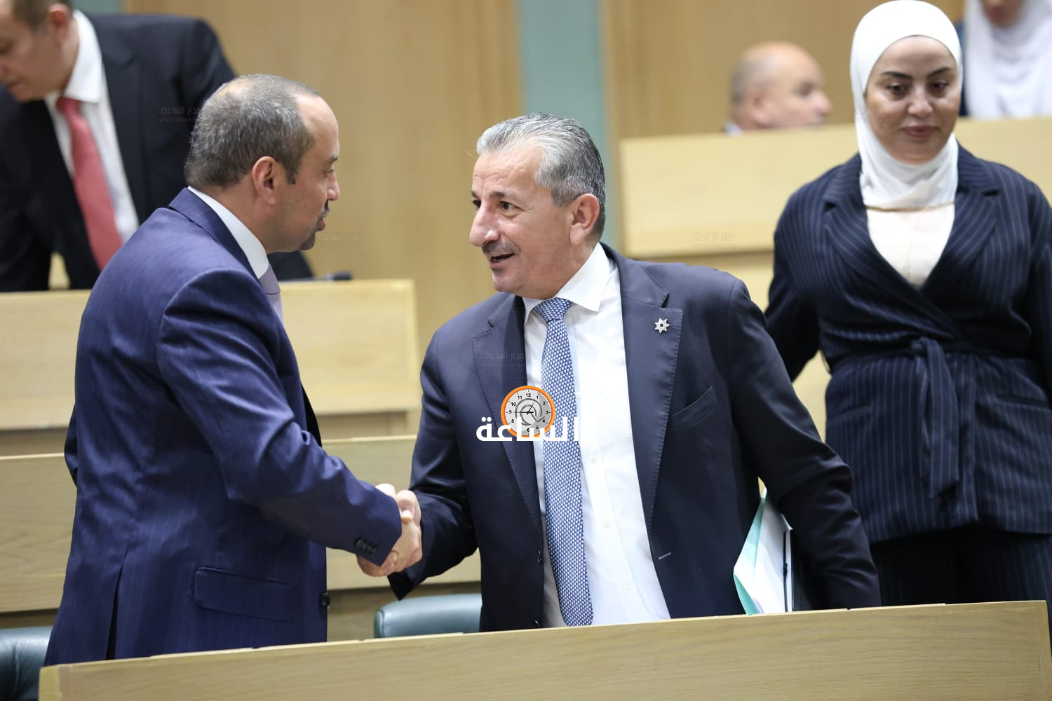 Madar Al-Saa Images 0.1376163786765442