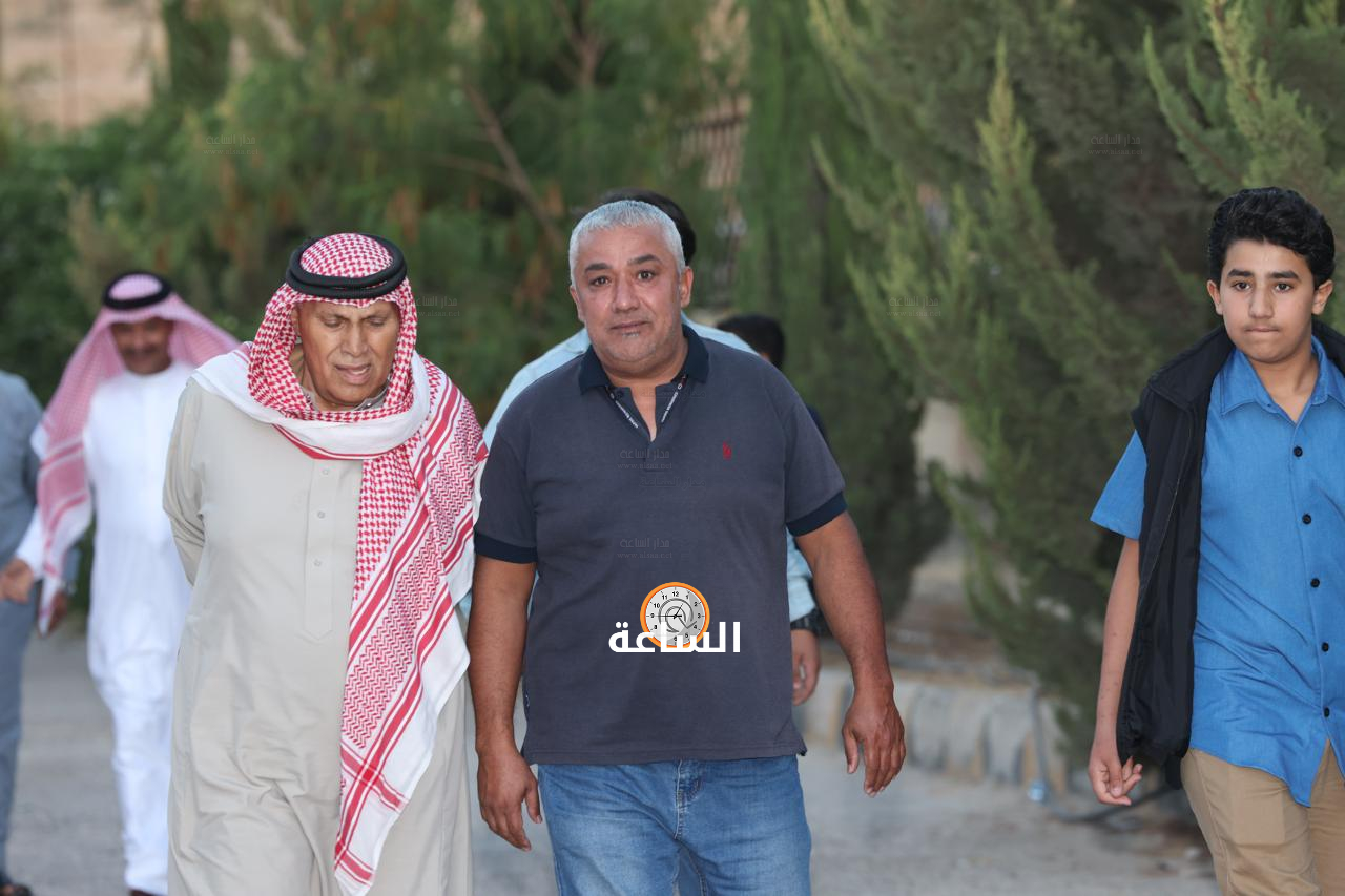 Madar Al-Saa Images 0.09126363921622549