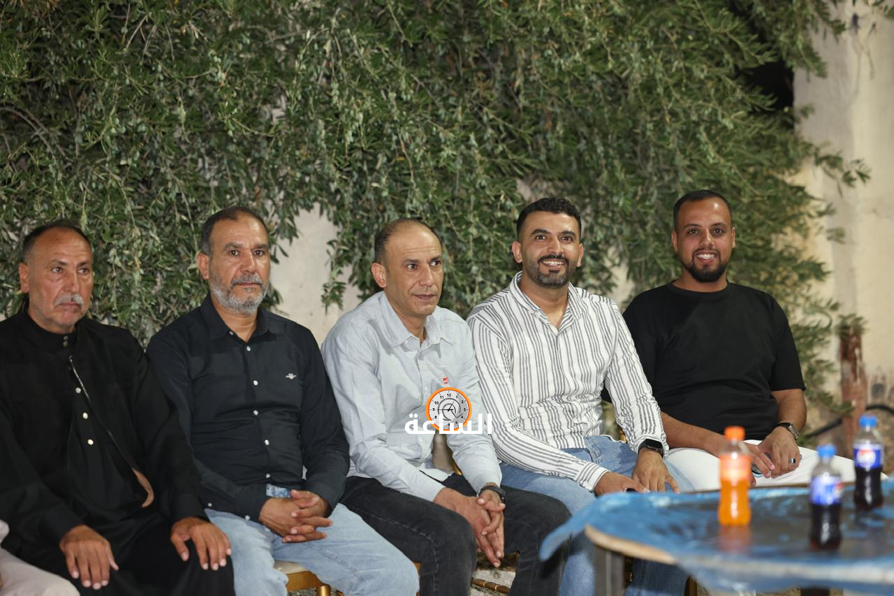 Madar Al-Saa Images 0.08168173566535586
