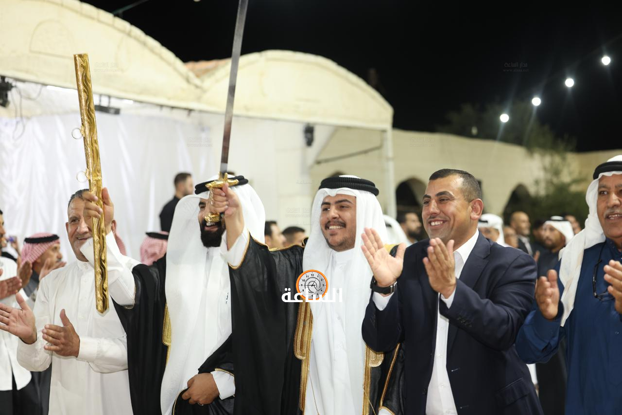Madar Al-Saa Images 0.2675198345184814
