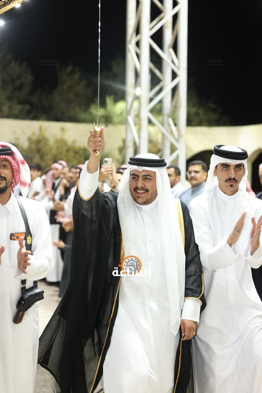 Madar Al-Saa Images 0.6168151832627174