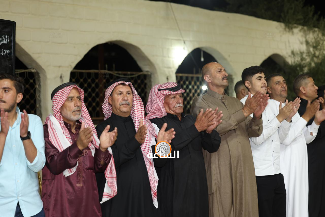 Madar Al-Saa Images 0.8762845414752956