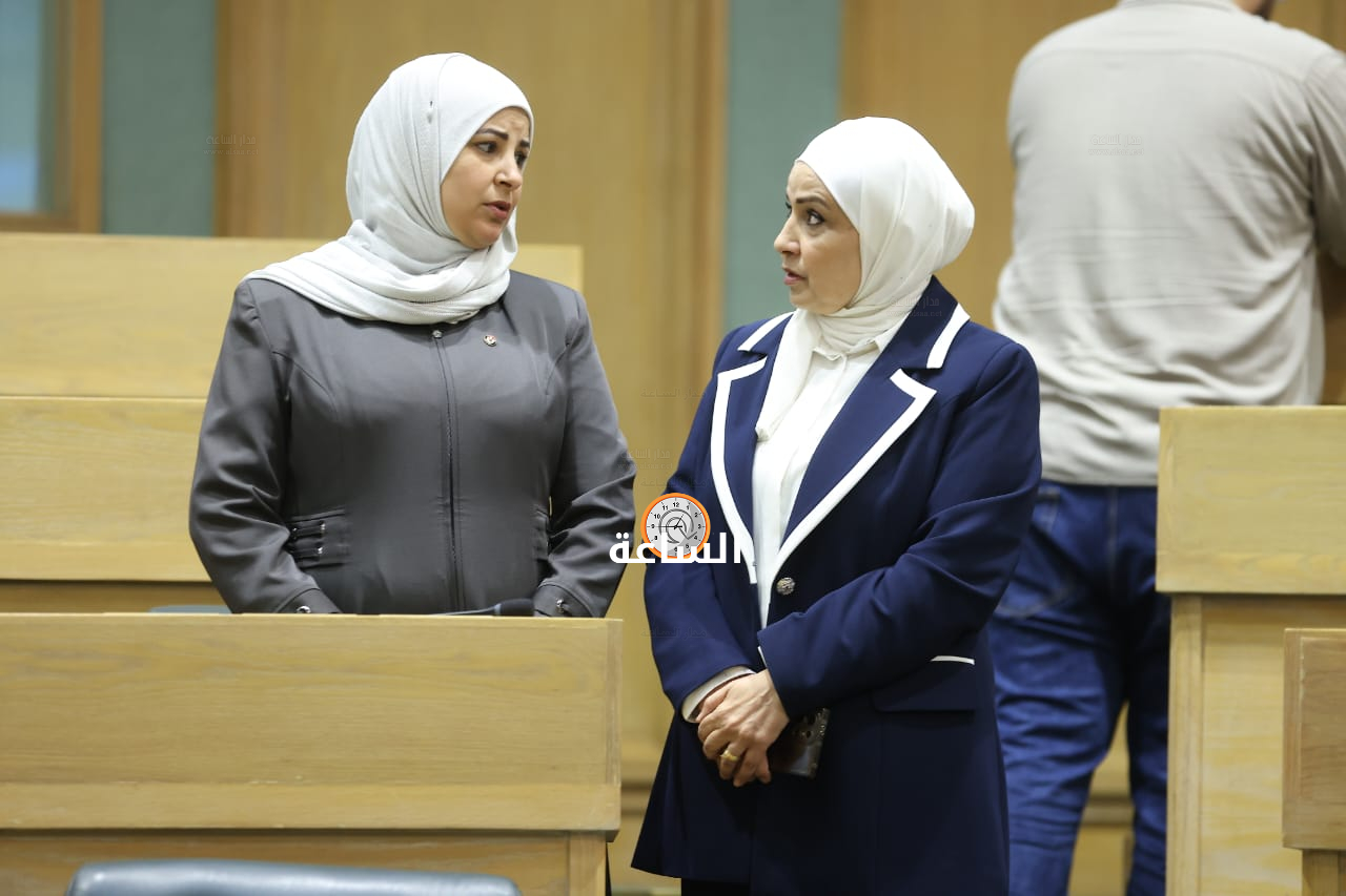 Madar Al-Saa Images 0.427580543081844