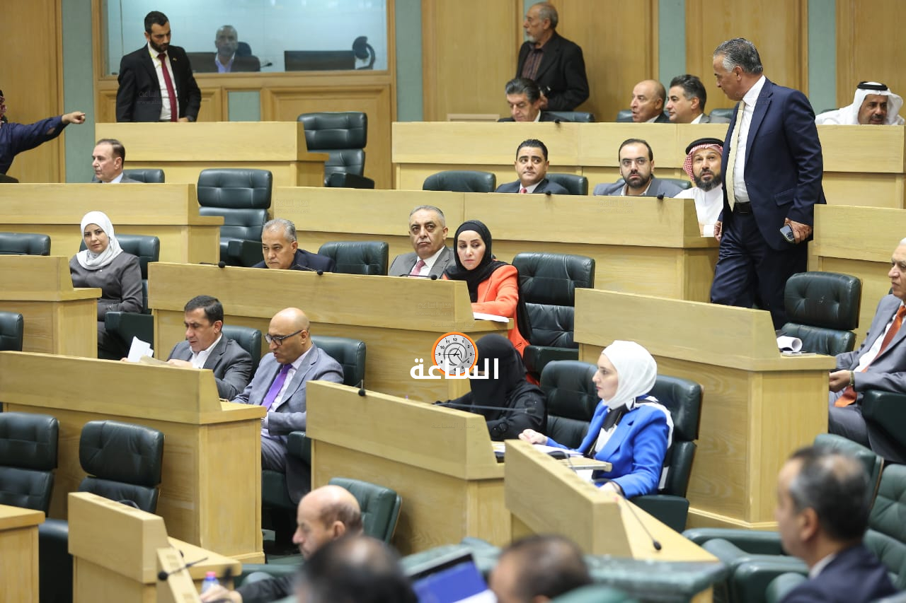 Madar Al-Saa Images 0.18545333360050476