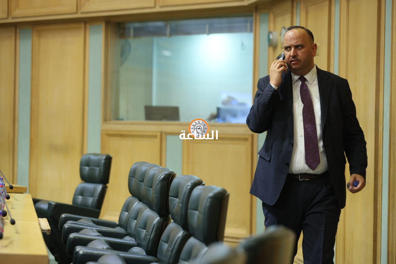 Madar Al-Saa Images 0.4380432255275182