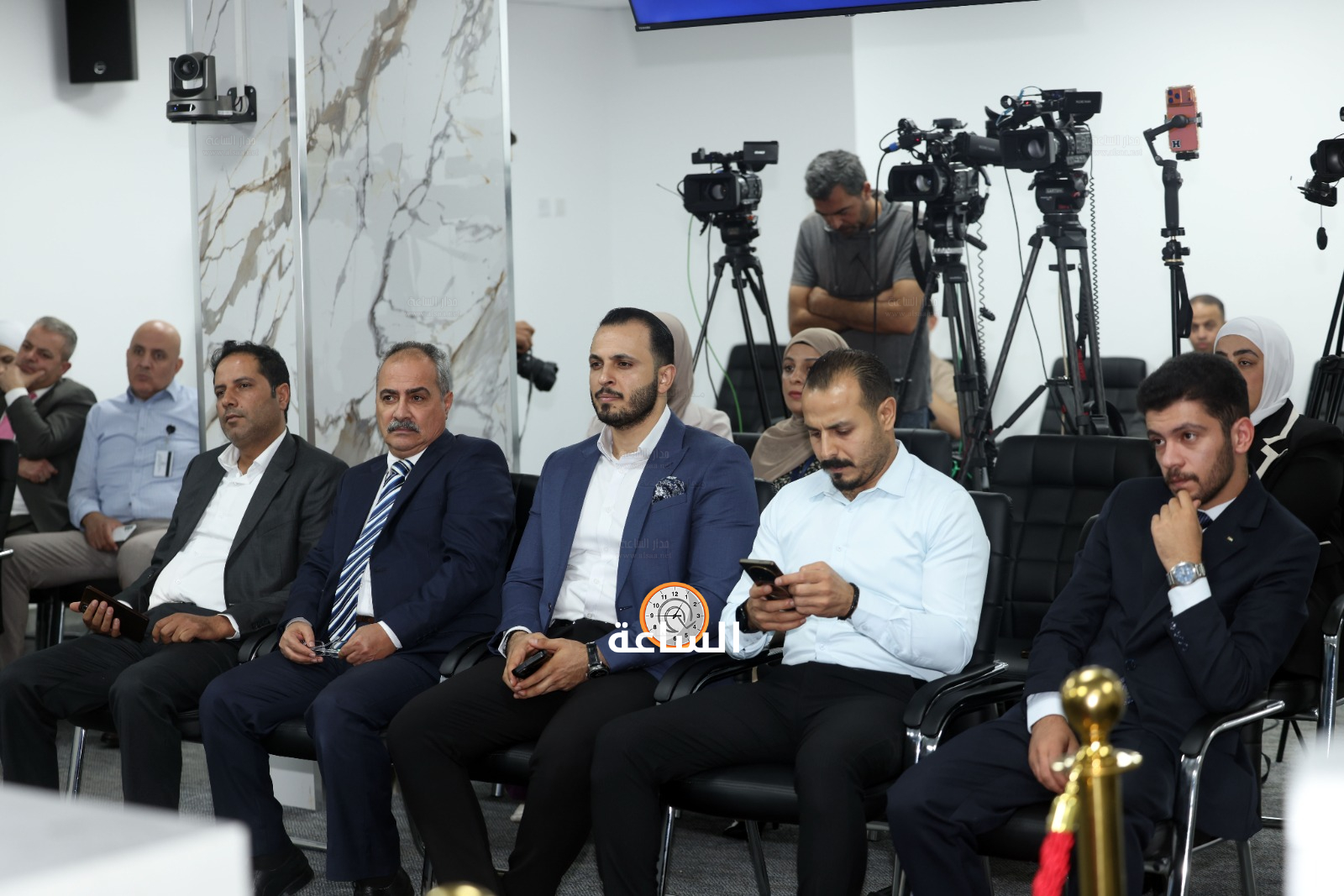Madar Al-Saa Images 0.13093735792181482