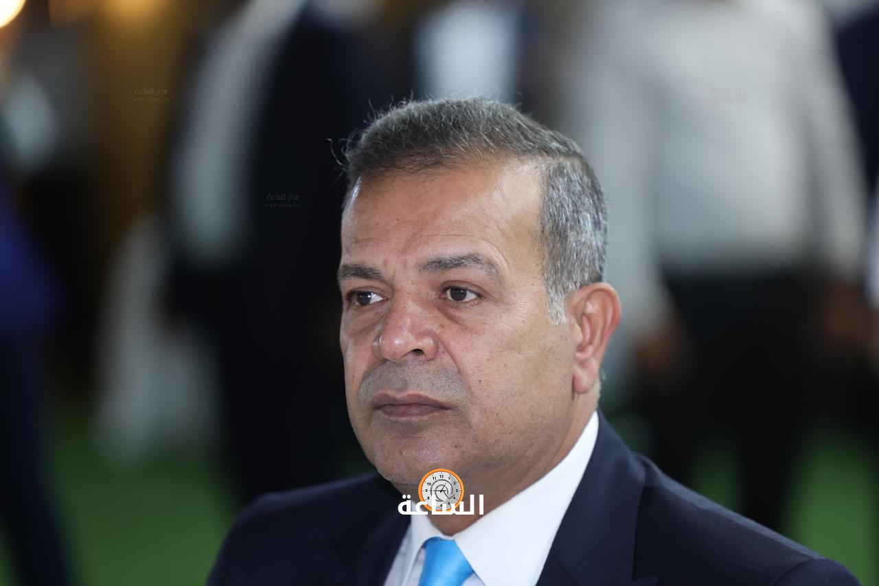 Madar Al-Saa Images 0.845522765605037