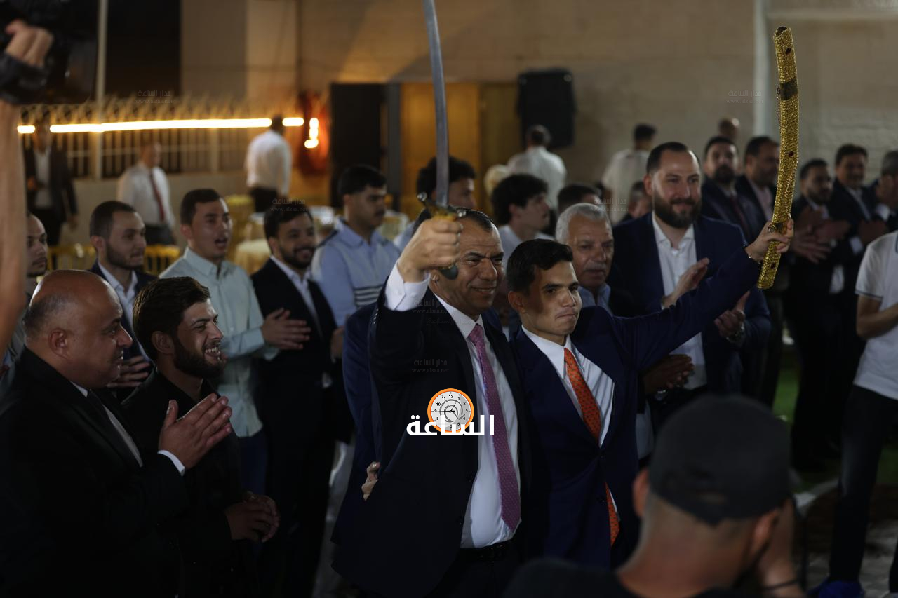 Madar Al-Saa Images 0.0831591073670408